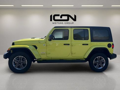 Used 2023 Jeep Wrangler Unlimited Sahara w/ Cold Weather Group AWD/4WD image 2