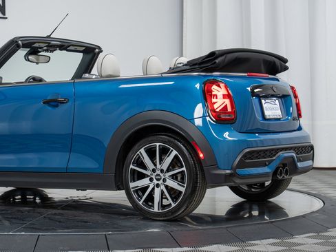 Used 2024 MINI Cooper S image 28