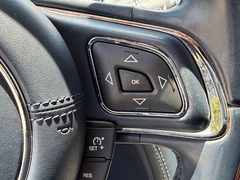 Used 2014 Jaguar XJ L Supercharged RWD image 26
