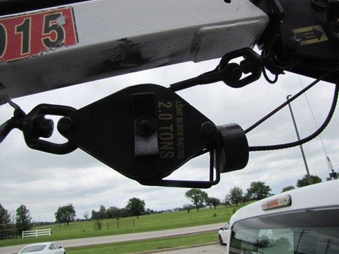 Used 2013 Ford F550 4x4 SuperCab Super Duty w/ Payload Upgrade Pkg image 15