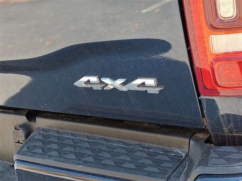 Used 2022 RAM 3500 Big Horn w/ Level C Equiment Group image 31