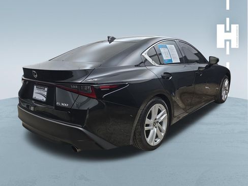 Used 2023 Lexus IS 300 w/ Comfort Package RWD image 4