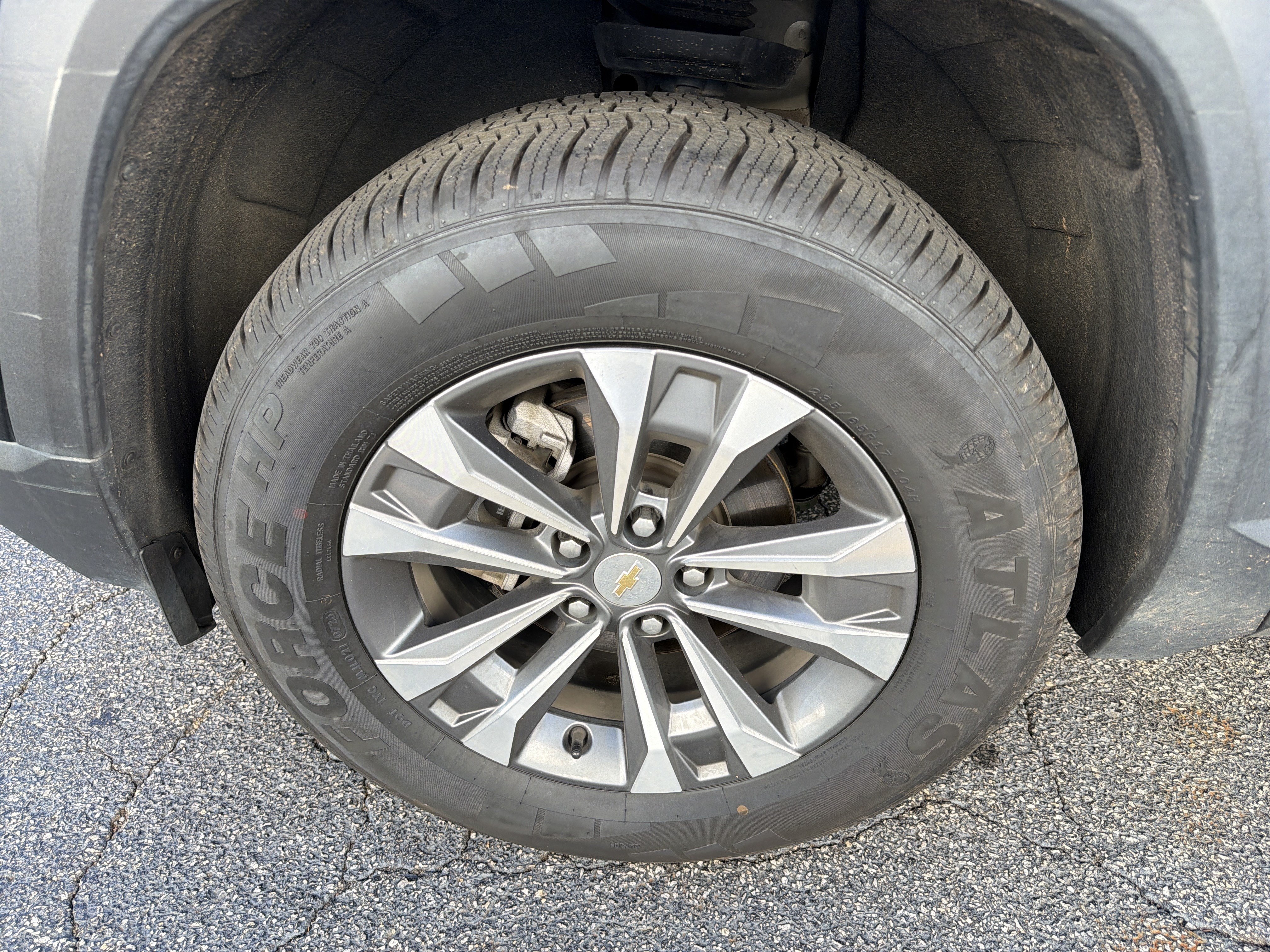 Used 2025 Chevrolet Equinox LT w/ Convenience Package II FWD image 10