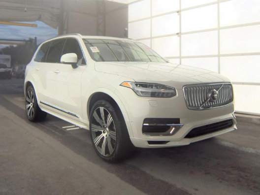 Used 2024 Volvo XC90 T8 Ultimate AWD/4WD image 2
