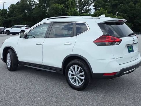Used 2019 Nissan Rogue SV FWD image 6