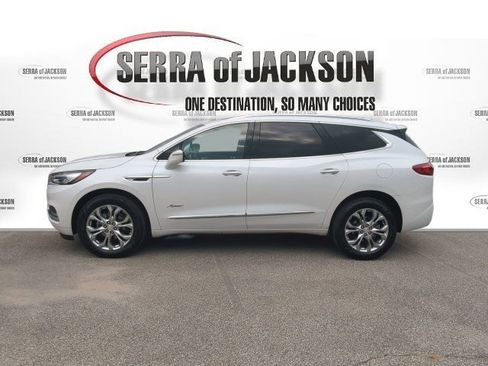 Used 2021 Buick Enclave Avenir w/ Avenir Technology Package image 5