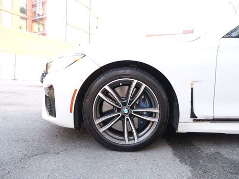 Used 2020 BMW 750i xDrive w/ Executive Package image 5