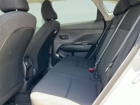 Certified 2024 Hyundai Kona SEL FWD image 10