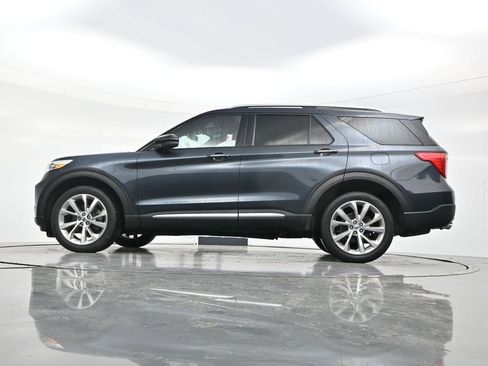 Used 2023 Ford Explorer Platinum w/ Technology Package AWD/4WD image 48
