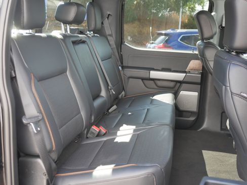 New 2025 Ford F250 Lariat w/ Lariat Ultimate Package image 34