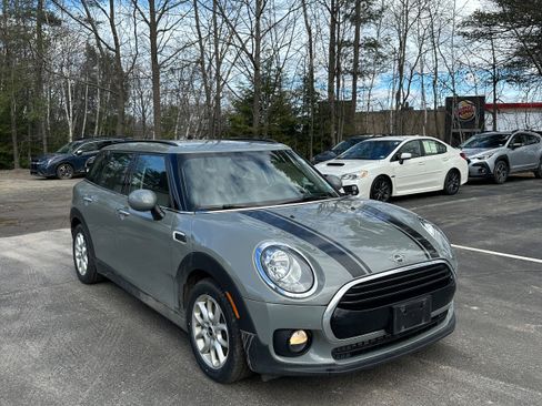 Used 2019 MINI Cooper Clubman ALL4 w/ Storage Package image 3