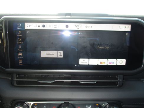 New 2026 Jeep Gladiator Sport image 20