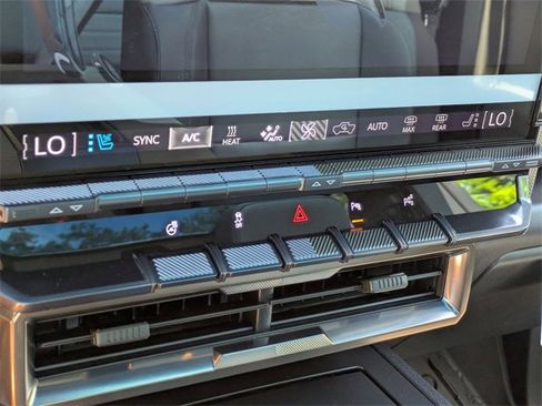 New 2025 GMC Hummer EV 3X w/ Battery Pack, 24 Module Pack image 21