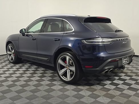 Certified 2023 Porsche Macan S AWD/4WD image 3