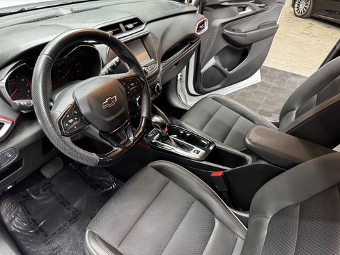 Used 2021 Chevrolet TrailBlazer RS image 31