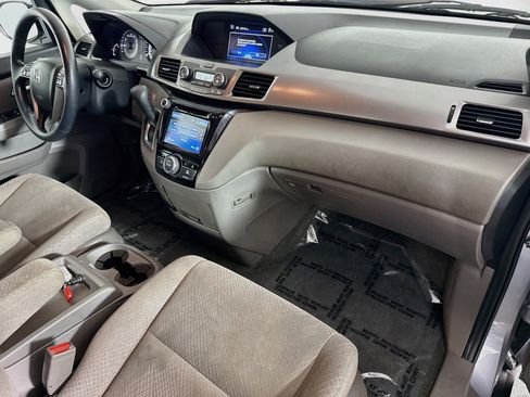 Used 2016 Honda Odyssey EX image 28