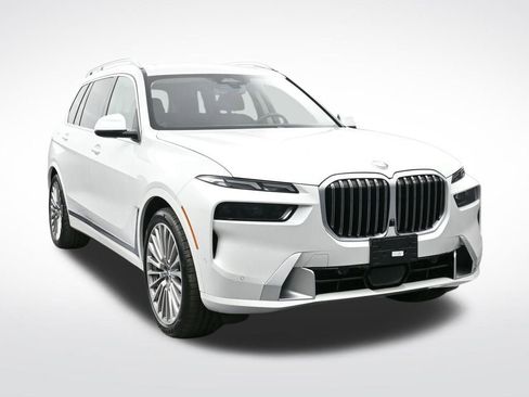 Used 2023 BMW X7 xDrive40i w/ Premium Package image 7