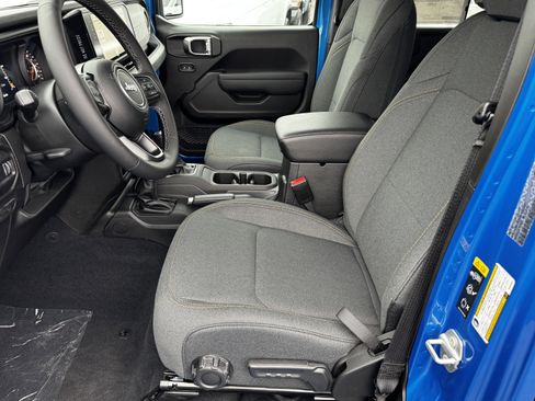 New 2025 Jeep Wrangler Sport S AWD/4WD image 17