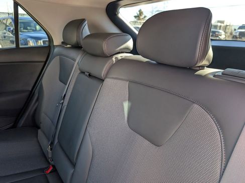 Certified 2023 Kia Niro EX image 14