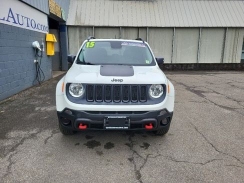 Used 2015 Jeep Renegade Trailhawk w/ Popular Equipment Group AWD/4WD image 4