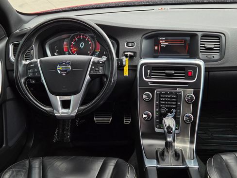 Used 2015 Volvo V60 T6 R-Design AWD/4WD image 27