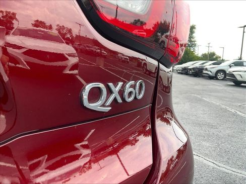 Used 2019 INFINITI QX60 Luxe w/ Sensory Package AWD/4WD image 24