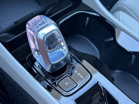 New 2026 Volvo XC40 B5 Plus w/ Protection Package Premier image 19