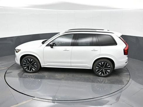 New 2026 Volvo XC90 B6 Ultra w/ Protection Package Premier image 23