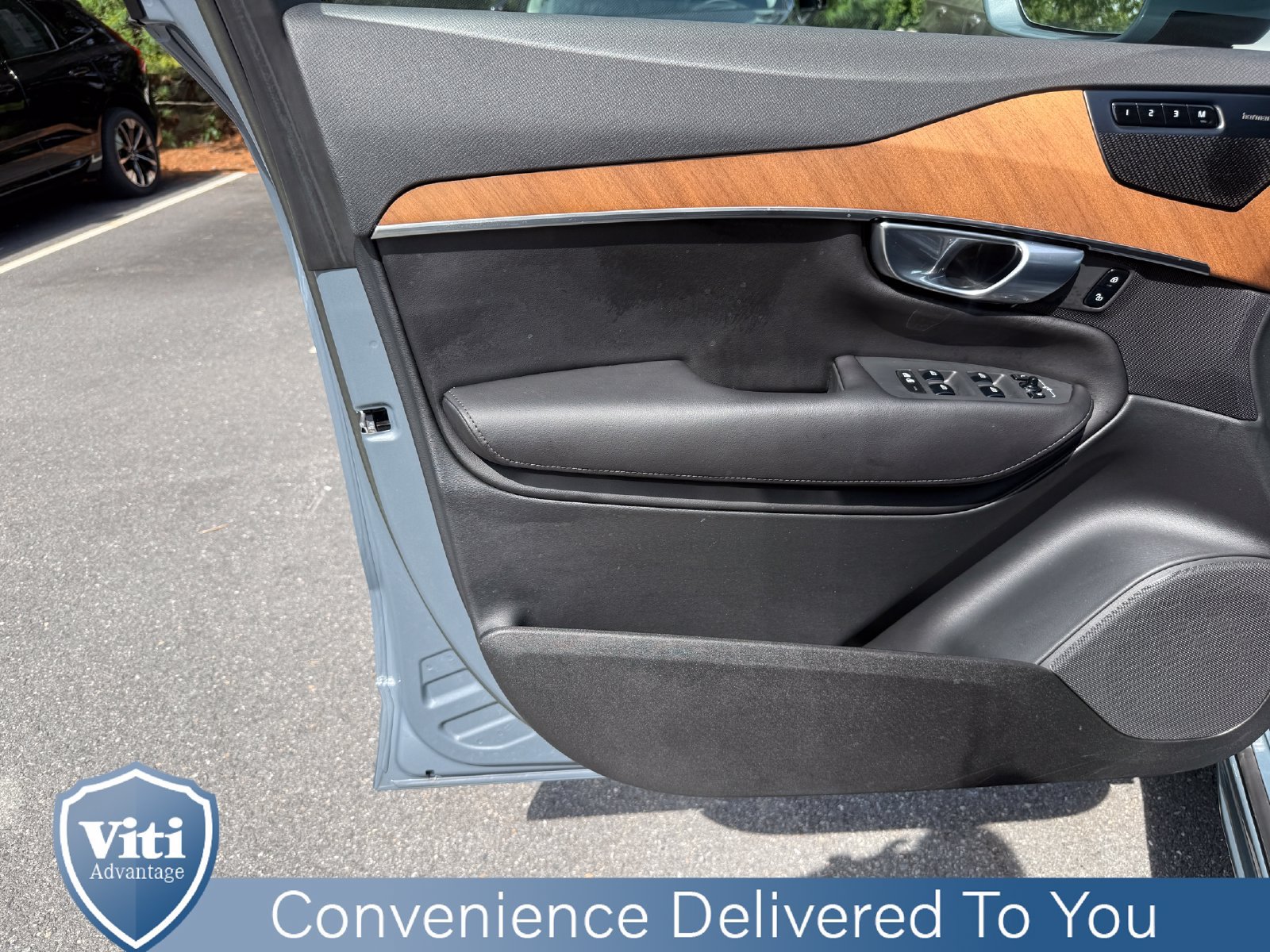 Used 2023 Volvo XC90 B6 Plus w/ Protection Package Premier AWD/4WD image 16