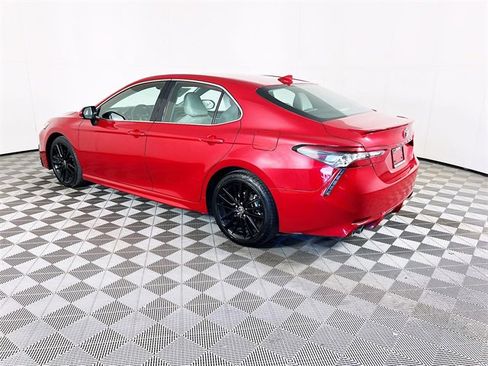 Used 2023 Toyota Camry XSE image 5