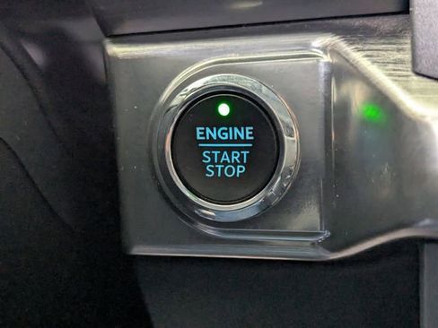 Used 2021 Ford F150 Lariat image 23