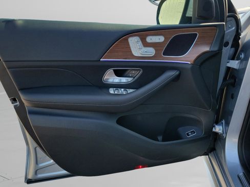 Certified 2026 Mercedes-Benz GLE 450 4MATIC image 22