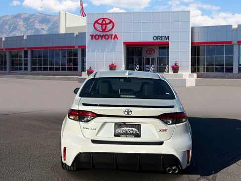 Used 2024 Toyota Corolla XSE FWD image 5