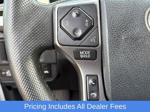 Used 2018 Toyota Tacoma SR5 RWD image 11