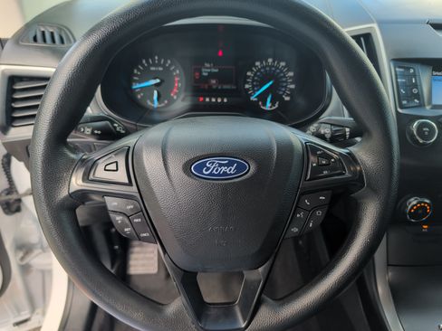 Used 2019 Ford Edge SE w/ SE Fleet Driver's Package FWD image 18
