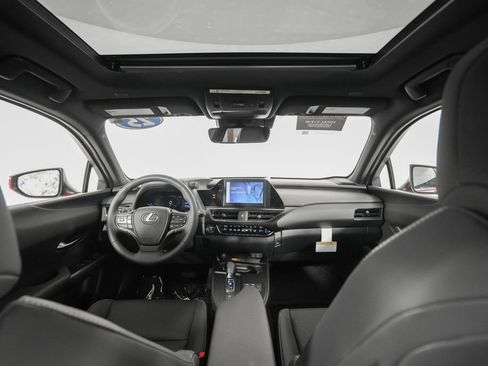 Certified 2025 Lexus UX 300h FWD w/ Accessory Package (Z1) image 15