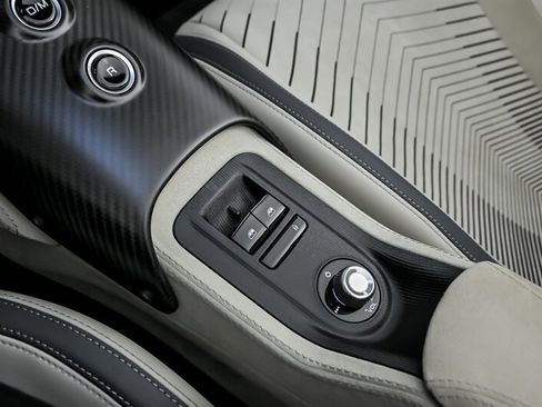 Used 2023 Maserati MC20 Spyder RWD image 35
