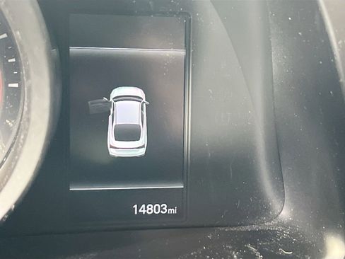 Used 2023 Hyundai Elantra SEL FWD image 12