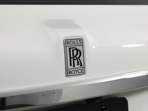 New 2025 Rolls-Royce Cullinan w/ Dynamic Package image 22