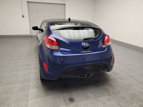 Used 2016 Hyundai Veloster w/ Option Group 02 FWD image 6
