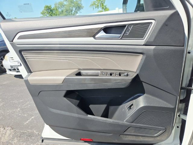 Used 2023 Volkswagen Atlas SE AWD/4WD image 31