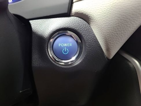 Used 2022 Toyota RAV4 XLE Premium AWD/4WD image 37