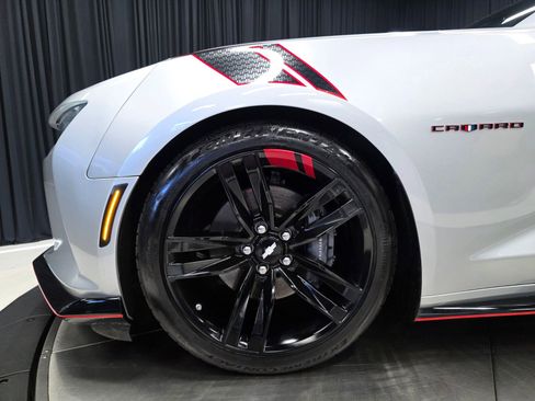 Used 2018 Chevrolet Camaro SS w/ Redline Edition RWD image 39