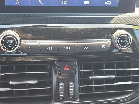 Used 2023 Ford Escape ST-Line image 18