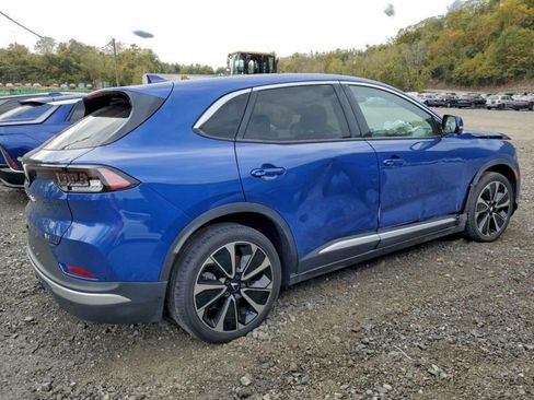 Used 2024 VinFast VF 8 Plus image 5