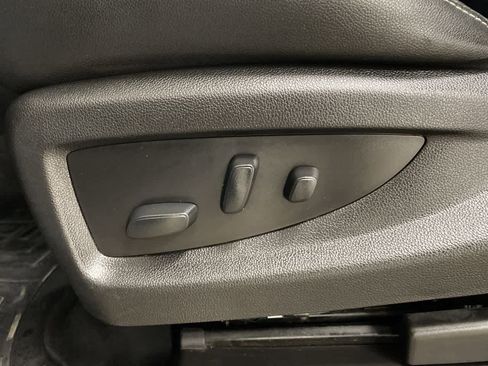 Used 2018 Chevrolet Tahoe Premier image 14