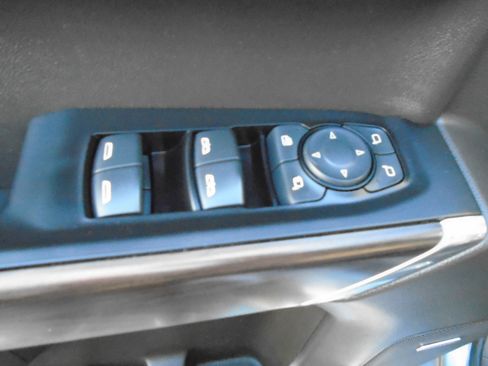 Used 2019 GMC Sierra 1500 SLT w/ SLT Premium Package image 46