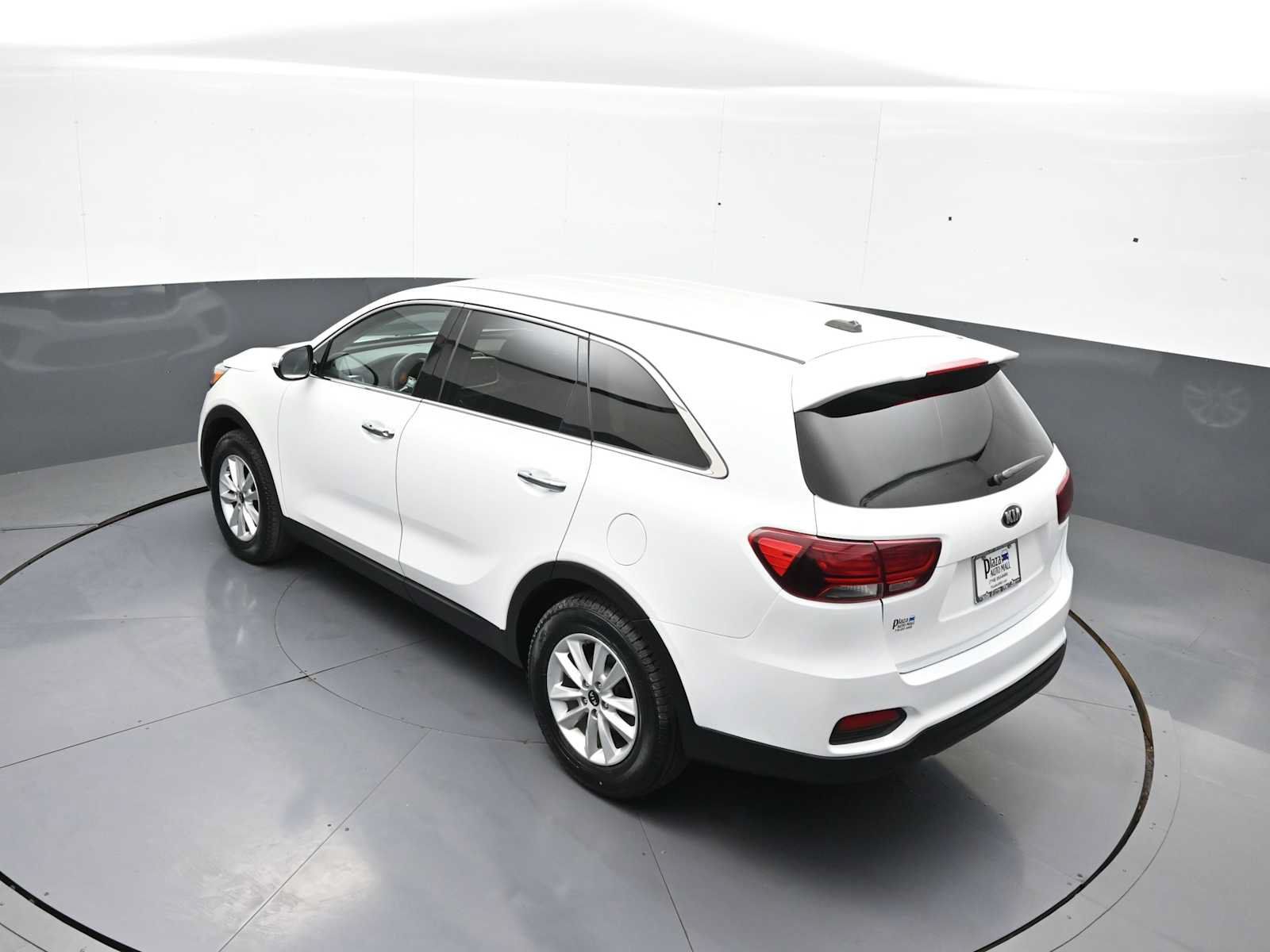 Used 2020 Kia Sorento FWD V6 image 39