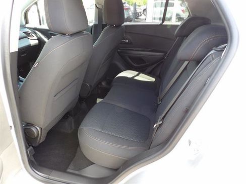 Certified 2022 Chevrolet Trax LS w/ Tint and Cruise Package AWD/4WD image 29