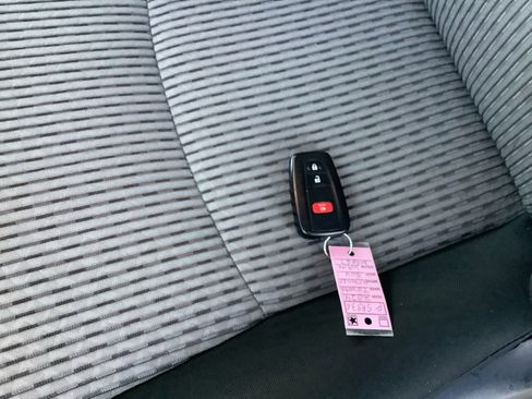 Used 2024 Toyota 4Runner SR5 image 26